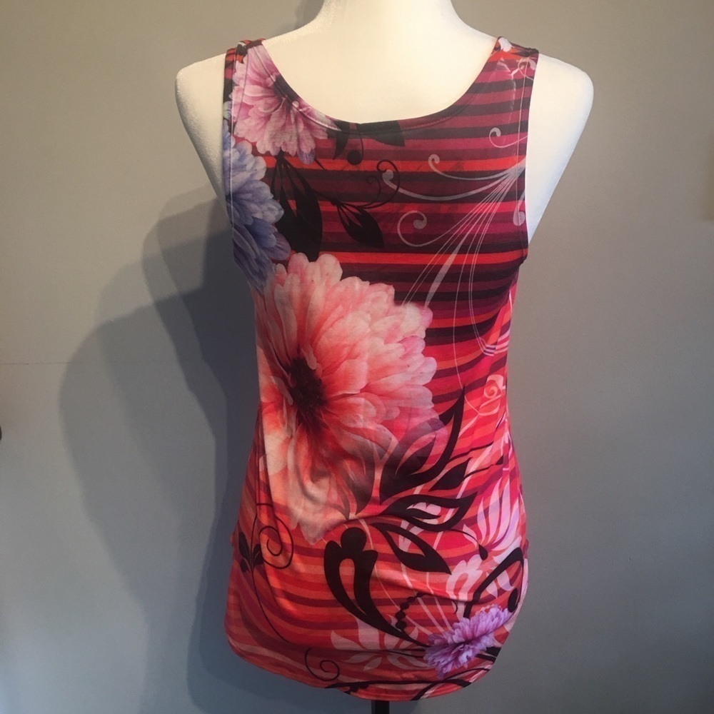 🌸Colourful  light tank top - Picture 2 of 4